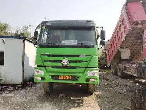 Used Dump Truck Sinotruk HOWO 380 dealer