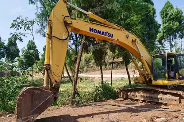Komatsu 210 Excavator price