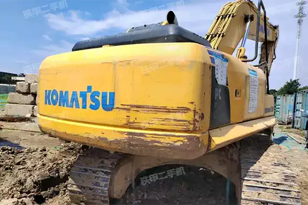 Komatsu 240 Excavator dealer