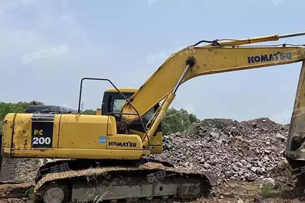 Komatsu 270 Excavator price