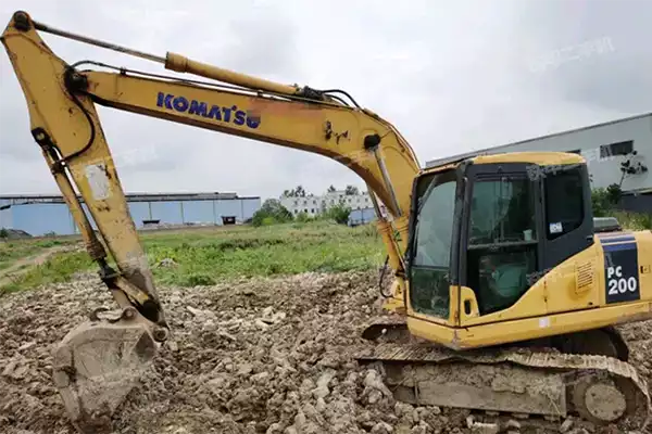 Komatsu 750 Excavator pricing