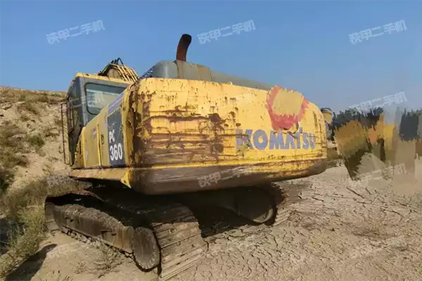 Komatsu 800 Excavator dealer