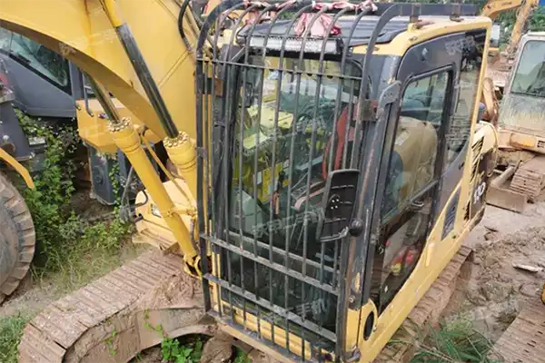 Komatsu Mini Excavator PC27 dealer