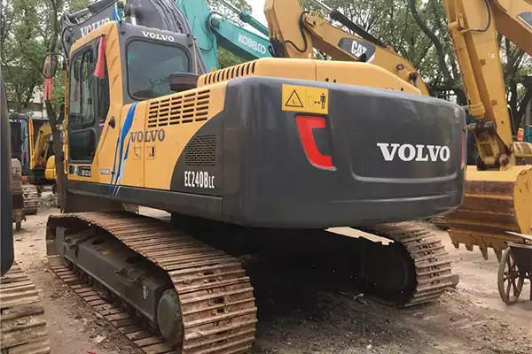 Volvo EC250E Excavator dealer