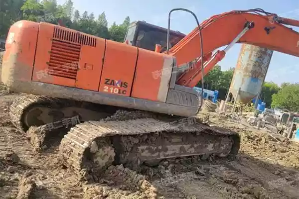 Hitachi 210 Excavator price