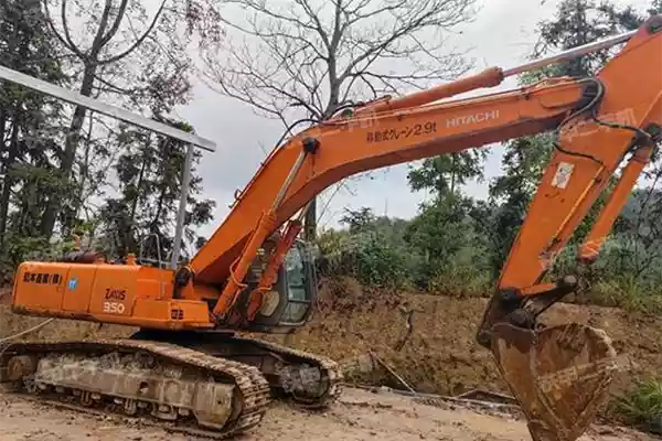Hitachi 300 Excavator for sale